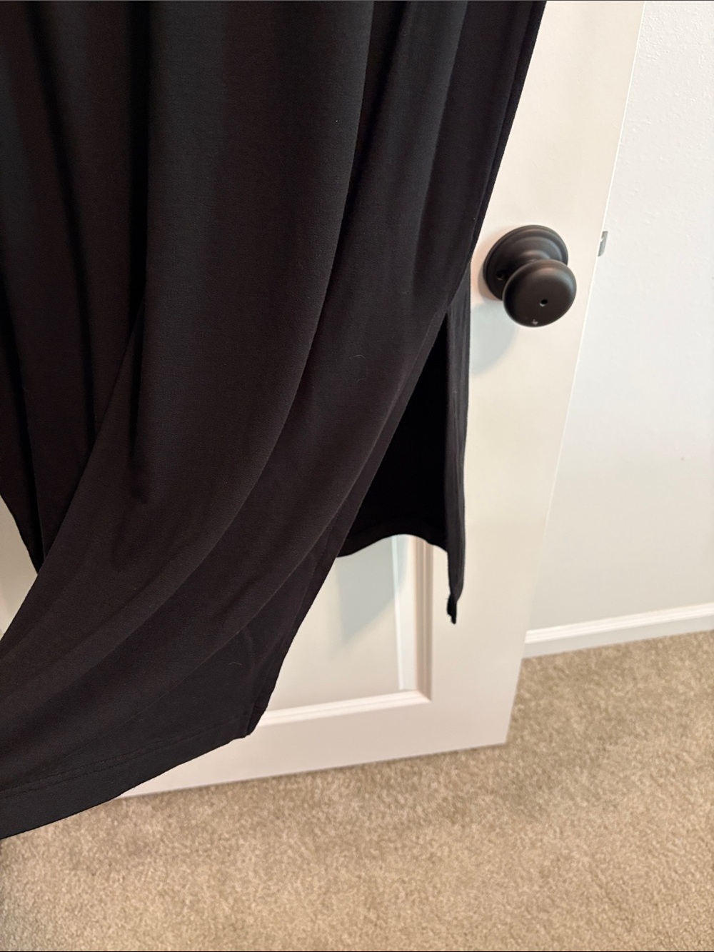 Lou & Grey Black Elastic-Waist Midi Dress - Picture 4 of 6